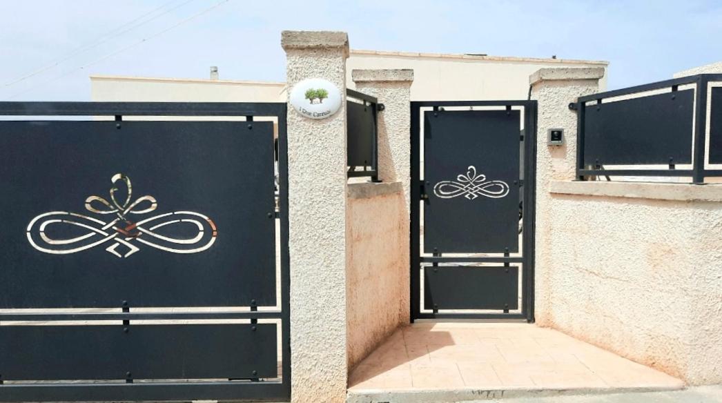 فيلا I Due Carrubi أوستوني المظهر الخارجي الصورة